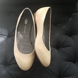 DrScholls Memory Foam Shoes